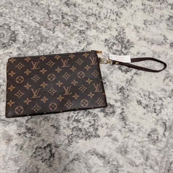 Brown Monogram Womans Clutch - Picture 2 of 6